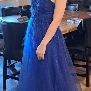 Blue prom dress